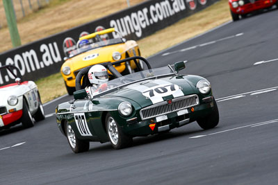 707;1967-MGB;21-March-2008;Australia;Bathurst;FOSC;Festival-of-Sporting-Cars;Group-S;Mt-Panorama;NSW;New-South-Wales;Reg-Darwell;auto;motorsport;racing;super-telephoto