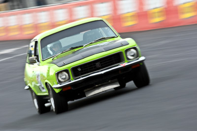 412;1973-Holden-Torana-XU‒1;21-March-2008;Australia;Bathurst;FOSC;Festival-of-Sporting-Cars;Historic-Sports-and-Touring;Mt-Panorama;NSW;New-South-Wales;Teresa-Campbell;auto;classic;motorsport;movement;racing;speed;super-telephoto;vintage