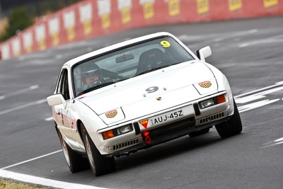 9;1987-Porsche-924S;21-March-2008;Australia;Bathurst;Ed-Chivers;FOSC;Festival-of-Sporting-Cars;Marque-and-Production-Sports;Mt-Panorama;NSW;New-South-Wales;auto;motorsport;racing;super-telephoto