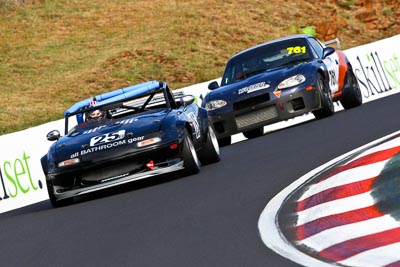 25;1995-Mazda-MX‒5;22-March-2008;Australia;Bathurst;FOSC;Festival-of-Sporting-Cars;Henri-Van-Roden;Marque-and-Production-Sports;Mazda-MX‒5;Mazda-MX5;Mazda-Miata;Mt-Panorama;NSW;New-South-Wales;auto;motorsport;racing;super-telephoto