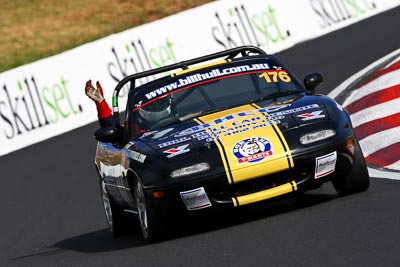 176;1994-Mazda-MX‒5;22-March-2008;Australia;Bathurst;FOSC;Festival-of-Sporting-Cars;Marque-and-Production-Sports;Mazda-MX‒5;Mazda-MX5;Mazda-Miata;Mt-Panorama;NSW;New-South-Wales;Russell-Schloss;auto;motorsport;racing;super-telephoto
