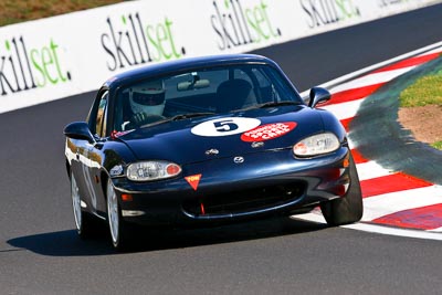 5;1999-Mazda-MX‒5;22-March-2008;Australia;Bathurst;FOSC;Festival-of-Sporting-Cars;Laurie-Sellers;Marque-and-Production-Sports;Mazda-MX‒5;Mazda-MX5;Mazda-Miata;Mt-Panorama;NSW;New-South-Wales;auto;motorsport;racing;super-telephoto