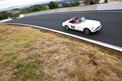 606;1970-MGB-V8-Roadster;22-March-2008;Australia;Bathurst;FOSC;Festival-of-Sporting-Cars;Mt-Panorama;NSW;New-South-Wales;Regularity;Tony-Warren;auto;grass;motorsport;racing;wide-angle