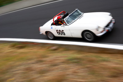 606;1970-MGB-V8-Roadster;22-March-2008;Australia;Bathurst;FOSC;Festival-of-Sporting-Cars;Mt-Panorama;NSW;New-South-Wales;Regularity;Tony-Warren;auto;motorsport;movement;racing;speed;wide-angle