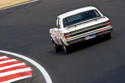 888;1971-Falcon-XY-GT;22-March-2008;Australia;Bathurst;FOSC;Festival-of-Sporting-Cars;Historic-Sports-and-Touring;Mark-Le-Vaillant;Mt-Panorama;NSW;New-South-Wales;auto;classic;motorsport;racing;super-telephoto;vintage