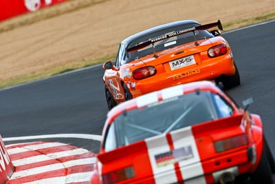 92;2004-Mazda-MX‒5-SP;22-March-2008;Australia;Bathurst;Chris-Tonna;FOSC;Festival-of-Sporting-Cars;Marque-and-Production-Sports;Mazda-MX‒5;Mazda-MX5;Mazda-Miata;Mt-Panorama;NSW;New-South-Wales;auto;motorsport;racing;super-telephoto