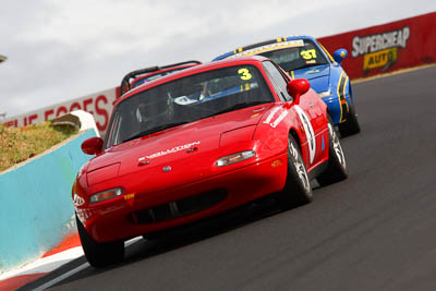 3;1994-Mazda-MX‒5;23-March-2008;Australia;Bathurst;Brett-Morse;FOSC;Festival-of-Sporting-Cars;Marque-and-Production-Sports;Mazda-MX‒5;Mazda-MX5;Mazda-Miata;Mt-Panorama;NSW;New-South-Wales;auto;motorsport;racing;telephoto