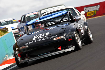 25;1995-Mazda-MX‒5;23-March-2008;Australia;Bathurst;FOSC;Festival-of-Sporting-Cars;Henri-Van-Roden;Marque-and-Production-Sports;Mazda-MX‒5;Mazda-MX5;Mazda-Miata;Mt-Panorama;NSW;New-South-Wales;auto;motorsport;racing;telephoto