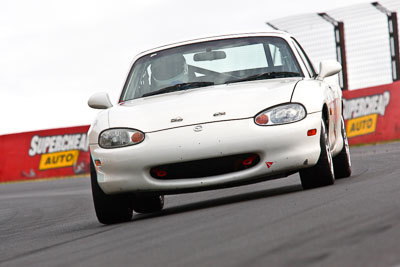 48;1999-Mazda-MX‒5;23-March-2008;Australia;Bathurst;FOSC;Festival-of-Sporting-Cars;Marque-and-Production-Sports;Mazda-MX‒5;Mazda-MX5;Mazda-Miata;Mt-Panorama;NSW;New-South-Wales;Peter-Whitten;auto;motorsport;racing;telephoto