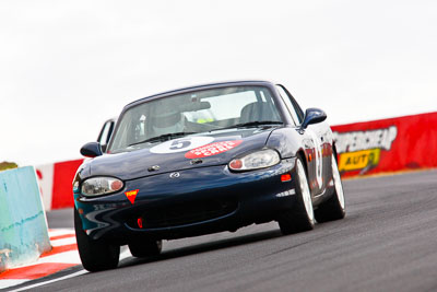 5;1999-Mazda-MX‒5;23-March-2008;Australia;Bathurst;FOSC;Festival-of-Sporting-Cars;Laurie-Sellers;Marque-and-Production-Sports;Mazda-MX‒5;Mazda-MX5;Mazda-Miata;Mt-Panorama;NSW;New-South-Wales;auto;motorsport;racing;telephoto