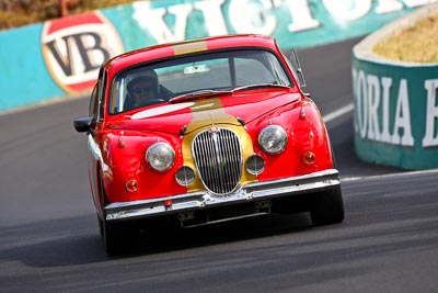 8;1961-Jaguar-Mk-II;23-March-2008;Australia;Bathurst;FOSC;Festival-of-Sporting-Cars;Group-N;Historic-Touring-Cars;Lionel-Walker;Mt-Panorama;NSW;New-South-Wales;auto;classic;motorsport;racing;red;super-telephoto;vintage