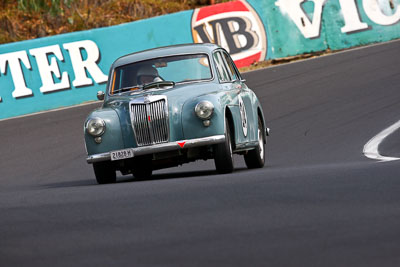 24;1956-MG-ZA-Magnette;23-March-2008;Australia;Bathurst;Bruce-Smith;FOSC;Festival-of-Sporting-Cars;Group-N;Historic-Touring-Cars;Mt-Panorama;NSW;New-South-Wales;auto;classic;green;motorsport;racing;super-telephoto;vintage