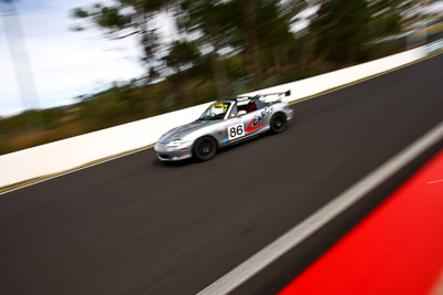 86;2002-Mazda-MX‒5;23-March-2008;Australia;Bathurst;FOSC;Festival-of-Sporting-Cars;Mazda-MX‒5;Mazda-MX5;Mazda-Miata;Mt-Panorama;NSW;New-South-Wales;Patricia-Rooke;Regularity;auto;motorsport;racing;wide-angle