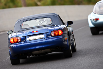 97;1999-Mazda-MX‒5;23-March-2008;Australia;Bathurst;FOSC;Festival-of-Sporting-Cars;John-Burgess;Mazda-MX‒5;Mazda-MX5;Mazda-Miata;Mt-Panorama;NSW;New-South-Wales;Regularity;auto;motorsport;racing;super-telephoto