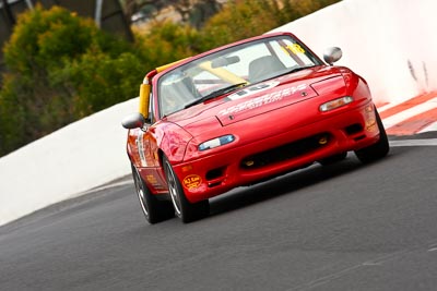 118;1994-Mazda-MX‒5;23-March-2008;Ash-Lowe;Australia;Bathurst;FOSC;Festival-of-Sporting-Cars;Marque-and-Production-Sports;Mazda-MX‒5;Mazda-MX5;Mazda-Miata;Mt-Panorama;NSW;New-South-Wales;auto;motorsport;racing;super-telephoto