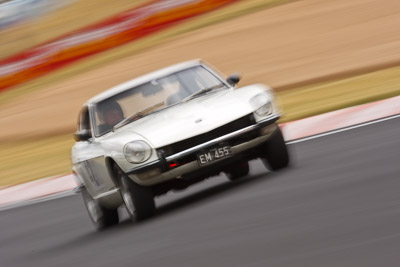 42;1971-Datsun-240Z;23-March-2008;Australia;Bathurst;Ern-Mitchell;FOSC;Festival-of-Sporting-Cars;Mt-Panorama;NSW;New-South-Wales;Regularity;auto;motorsport;movement;racing;speed;super-telephoto