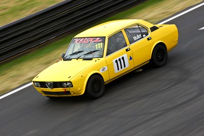 111;1980-Alfa-Romeo-Alfetta-Sedan;23-March-2008;Australia;Bathurst;FOSC;Festival-of-Sporting-Cars;Marque-and-Production-Sports;Mt-Panorama;NSW;New-South-Wales;Urs-Muller;auto;motorsport;racing;telephoto