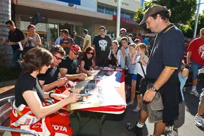 14-November-2008;ARC;Australia;Australian-Rally-Championship;Coffs-Coast;Coffs-Harbour;Coral-Taylor;NSW;Neal-Bates;New-South-Wales;Simon-Evans;Sue-Evans;auto;autograph;ceremonial-start;fans;media-day;motorsport;racing;spectators;wide-angle