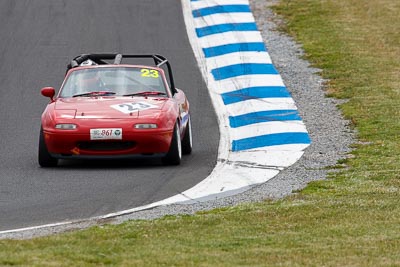 23;21-November-2008;Adam-Spence;Australia;Island-Magic;Mazda-MX‒5;Mazda-MX5;Mazda-Miata;Melbourne;PIARC;Phillip-Island;Sports-Cars;Steven-Head;VIC;Victoria;auto;motorsport;racing;super-telephoto