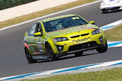 32;21-November-2008;Australia;Gerard-Keogh;Holden-Commodore-VE-R8;Island-Magic;Melbourne;PIARC;Phillip-Island;Sports-Sedans;VIC;Victoria;auto;motorsport;racing;super-telephoto