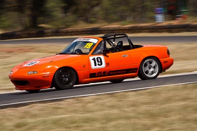 19;7-March-2009;Australia;Mazda-MX‒5;Mazda-MX5;Mazda-Miata;Morgan-Park-Raceway;QLD;Queensland;Robin-Lacey;Warwick;auto;motion-blur;motorsport;racing;super-telephoto