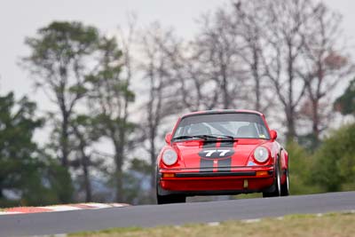 77;10-April-2009;1974-Porsche-911-Carrera;30699H;Australia;Bathurst;Bryan-Taylor;FOSC;Festival-of-Sporting-Cars;Historic-Sports-Cars;Mt-Panorama;NSW;New-South-Wales;auto;classic;motorsport;racing;super-telephoto;vintage