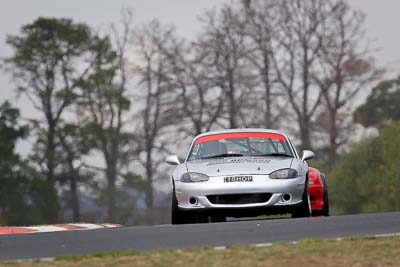 611;10-April-2009;2003-Mazda-MX‒5-SE;Australia;Bathurst;FOSC;Festival-of-Sporting-Cars;Marque-and-Production-Sports;Mazda-MX‒5;Mazda-MX5;Mazda-Miata;Mt-Panorama;NSW;New-South-Wales;Nick-Leontsinis;auto;motorsport;racing;super-telephoto