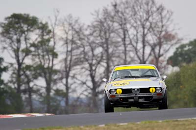 68;10-April-2009;1979-Alfa-Romeo-Alfetta-GTV-2000;Australia;Bathurst;FOSC;Festival-of-Sporting-Cars;Historic-Sports-Cars;Mt-Panorama;NSW;New-South-Wales;Tony-Karanfilovski;auto;classic;motorsport;racing;super-telephoto;vintage