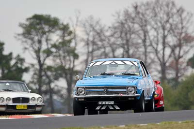 34;10-April-2009;1971-Holden-Torana-GTR-XU‒1;Australia;Bathurst;FOSC;Festival-of-Sporting-Cars;Mt-Panorama;NSW;New-South-Wales;Regularity;Trevor-Symonds;auto;motorsport;racing;super-telephoto