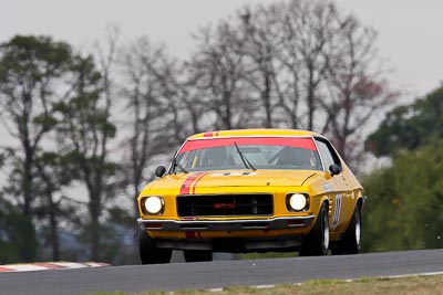 11;10-April-2009;1972-Holden-Monaro;Australia;Bathurst;FOSC;Festival-of-Sporting-Cars;Historic-Touring-Cars;Mt-Panorama;NSW;New-South-Wales;Paul-Axiak;auto;classic;motorsport;racing;super-telephoto;vintage