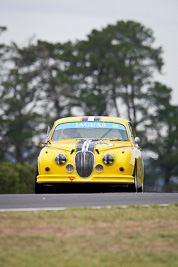 139;10-April-2009;1977-Jaguar-XJS;Australia;Bathurst;Bruce-Grant;FOSC;Festival-of-Sporting-Cars;Marque-and-Production-Sports;Mt-Panorama;NSW;New-South-Wales;auto;motorsport;racing;super-telephoto