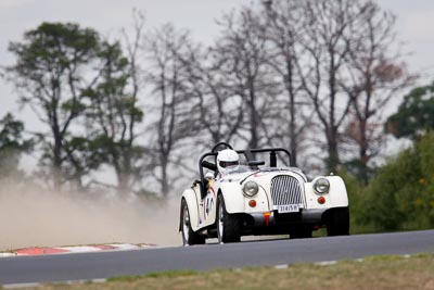 40;10-April-2009;1969-Morgan-Plus-8;31415H;Australia;Bathurst;FOSC;Festival-of-Sporting-Cars;Geoff-Williams;Historic-Sports-Cars;Mt-Panorama;NSW;New-South-Wales;auto;classic;motorsport;racing;super-telephoto;vintage