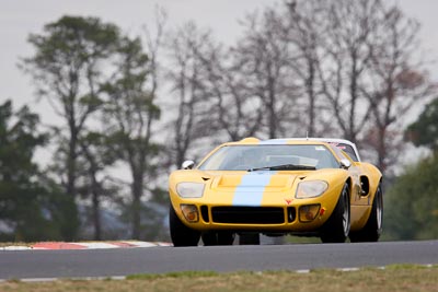 148;10-April-2009;1967-Ford-GT40;Australia;Bathurst;FOSC;Festival-of-Sporting-Cars;Historic-Sports-Cars;John-Pooley;Mt-Panorama;NSW;New-South-Wales;auto;classic;motorsport;racing;super-telephoto;vintage