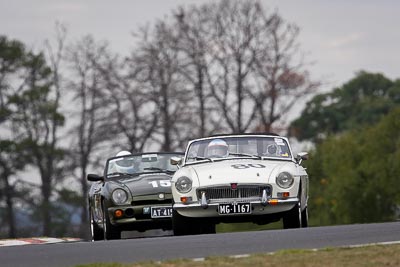 80;10-April-2009;1967-MGB;Australia;Bathurst;FOSC;Festival-of-Sporting-Cars;Gerry-Graham;MG1167;Mt-Panorama;NSW;New-South-Wales;Regularity;auto;motorsport;racing;super-telephoto