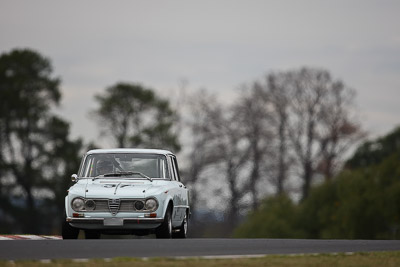 37;10-April-2009;1964-Alfa-Romeo-Giulia-Ti;Australia;Bathurst;FOSC;Festival-of-Sporting-Cars;Mt-Panorama;NSW;New-South-Wales;Ralph-Clarke;Sports-Touring;auto;motorsport;racing;super-telephoto