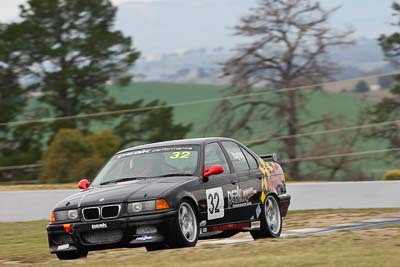 32;10-April-2009;1996-BMW-323i;Australia;Bathurst;FOSC;Festival-of-Sporting-Cars;Improved-Production;Mt-Panorama;NSW;New-South-Wales;Sue-Hughes;auto;motion-blur;motorsport;racing;super-telephoto