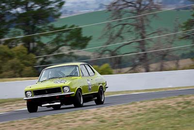 73;10-April-2009;1971-Holden-Torana-GTR-XU‒1;Australia;Bathurst;FOSC;Festival-of-Sporting-Cars;Mt-Panorama;NSW;New-South-Wales;Regularity;Stuart-Ritchard;auto;motion-blur;motorsport;racing;super-telephoto