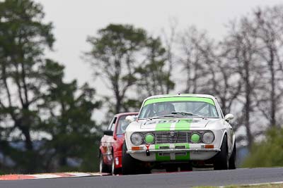 295;10-April-2009;1973-Alfa-Romeo-GTV-2000;Australia;Bathurst;FOSC;Festival-of-Sporting-Cars;Historic-Touring-Cars;Mt-Panorama;NSW;New-South-Wales;Spencer-Rice;auto;classic;motorsport;racing;super-telephoto;vintage