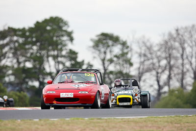 123;10-April-2009;1991-Mazda-MX‒5;Australia;Bathurst;FOSC;Festival-of-Sporting-Cars;Marque-and-Production-Sports;Mazda-MX‒5;Mazda-MX5;Mazda-Miata;Mt-Panorama;NSW;New-South-Wales;Steve-Head;auto;motorsport;racing;super-telephoto