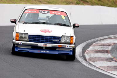 5;10-April-2009;1979-Holden-Commodore-VB;Australia;Bathurst;FOSC;Festival-of-Sporting-Cars;Improved-Production;Mt-Panorama;NSW;New-South-Wales;Rod-Wallace;auto;motorsport;racing;super-telephoto