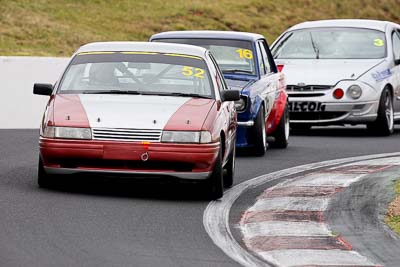 52;10-April-2009;1992-Holden-Commodore-VN;Australia;Bathurst;FOSC;Festival-of-Sporting-Cars;Improved-Production;Mt-Panorama;NSW;New-South-Wales;Peter-Hogan;auto;motorsport;racing;super-telephoto