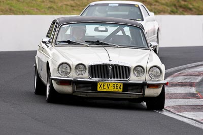 22;10-April-2009;1977-Daimler-66;Australia;Bathurst;FOSC;Festival-of-Sporting-Cars;Hugh-Hodgkinson;Mt-Panorama;NSW;New-South-Wales;Regularity;auto;motorsport;racing;super-telephoto