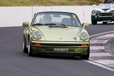 2;10-April-2009;1978-Porsche-911-Carrera;Australia;Bathurst;Brett-Dillon;FOSC;Festival-of-Sporting-Cars;KIK246;Mt-Panorama;NSW;New-South-Wales;Regularity;auto;motorsport;racing;super-telephoto