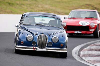 175;10-April-2009;1961-Jaguar-Mk-II;Australia;Bathurst;Brian-Durack;FOSC;Festival-of-Sporting-Cars;Mt-Panorama;NSW;New-South-Wales;Regularity;YAA58G;auto;motorsport;racing;super-telephoto