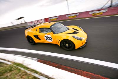 700;10-April-2009;2004-Lotus-Exige;Australia;Bathurst;EH1988;FOSC;Festival-of-Sporting-Cars;Mt-Panorama;NSW;New-South-Wales;Regularity;Rex-Hodder;auto;motorsport;racing;wide-angle