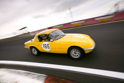 186;10-April-2009;1963-Lotus-Elan;Australia;Bathurst;FOSC;Festival-of-Sporting-Cars;Mt-Panorama;NSW;New-South-Wales;OTG001;Regularity;Tony-Galletly;auto;motion-blur;motorsport;racing;wide-angle