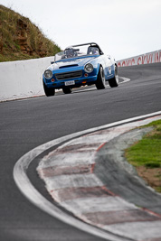 121;10-April-2009;1969-Datsun-2000-Sports;32608H;Australia;Bathurst;Danny-Castro;FOSC;Festival-of-Sporting-Cars;Mt-Panorama;NSW;New-South-Wales;Regularity;auto;motorsport;racing;super-telephoto