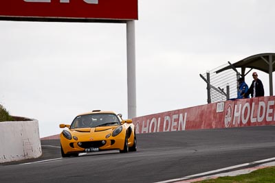 700;10-April-2009;2004-Lotus-Exige;Australia;Bathurst;EH1988;FOSC;Festival-of-Sporting-Cars;Mt-Panorama;NSW;New-South-Wales;Regularity;Rex-Hodder;auto;motorsport;racing;super-telephoto