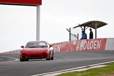 43;10-April-2009;1992-Mazda-RX‒7;Australia;Bathurst;FOSC;Festival-of-Sporting-Cars;Gary-Neut;Mt-Panorama;NSW;New-South-Wales;Regularity;auto;motorsport;racing;super-telephoto