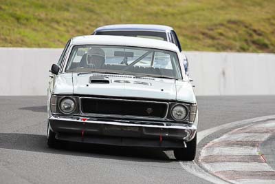 82;10-April-2009;1970-Ford-Falcon-XW;Australia;Bathurst;Cameron-Worner;FOSC;Festival-of-Sporting-Cars;Historic-Touring-Cars;Mt-Panorama;NSW;New-South-Wales;auto;classic;motorsport;racing;super-telephoto;vintage